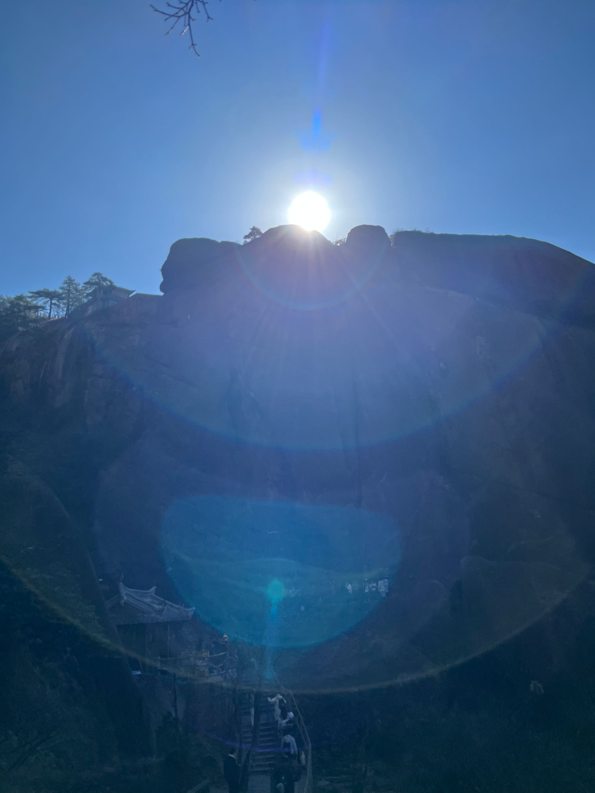 爬山